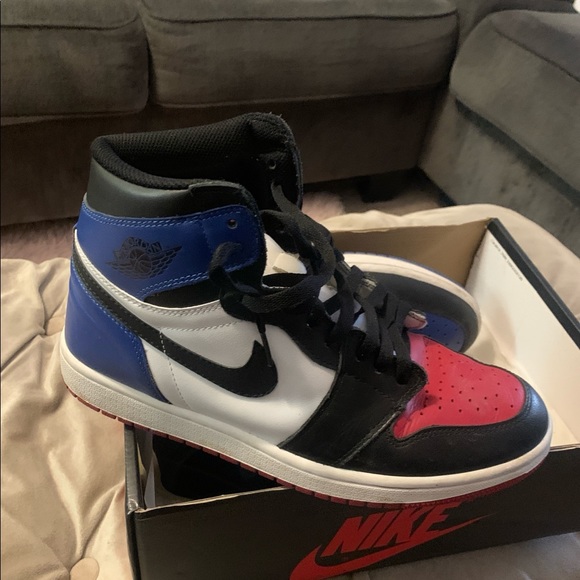Air Jordan 1 Retro High OG - Picture 1 of 9